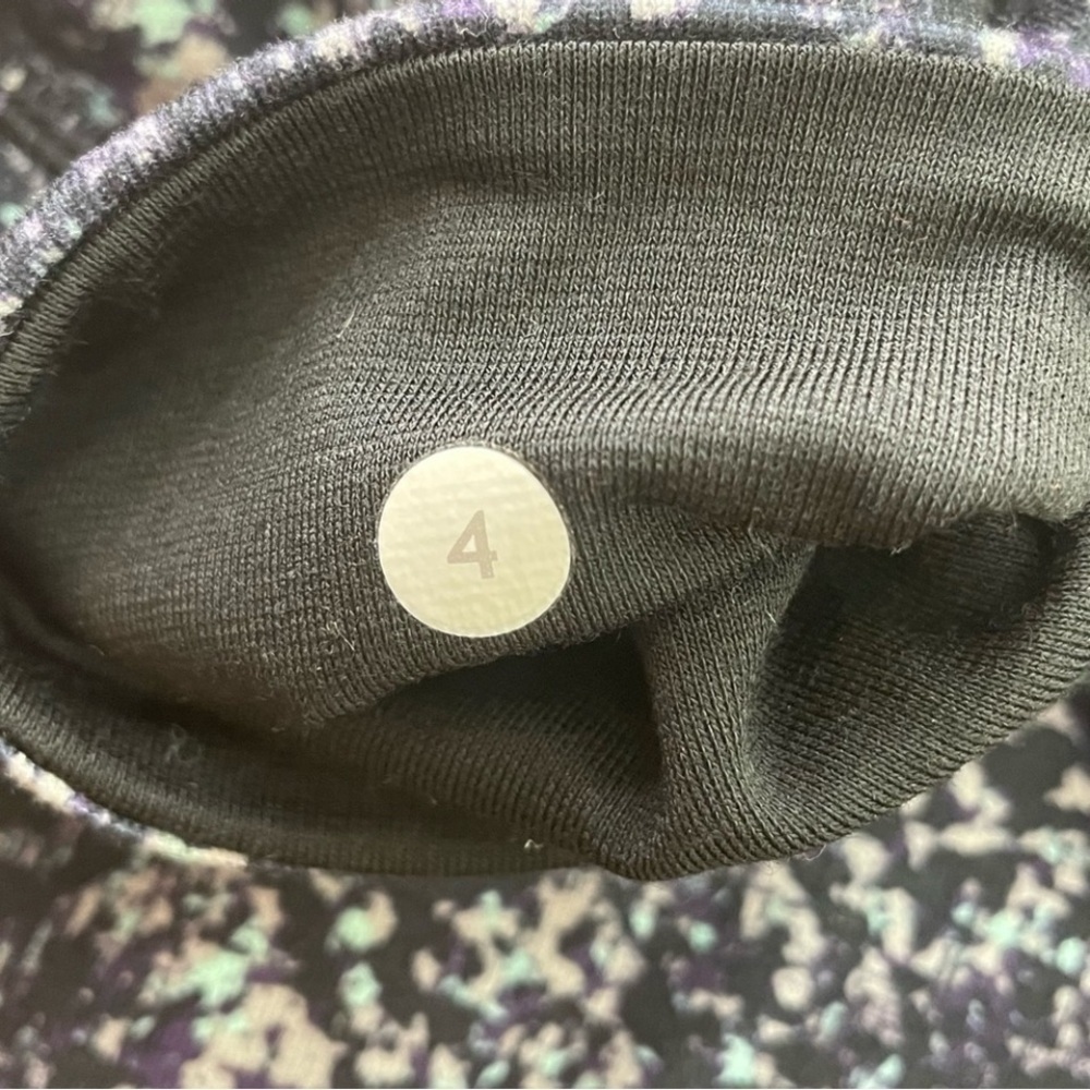 Lululemon Journey Crop Leggings in Rocky Road Sand Dune Toothpaste/Black - Sz 4 - Picture 5 of 12